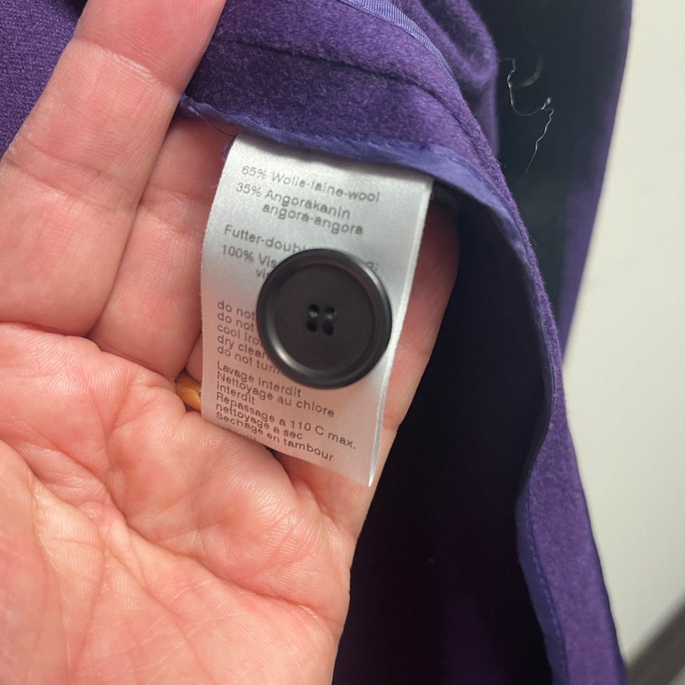 Wool Short Wrap Style Jacket - Picture 6 of 8